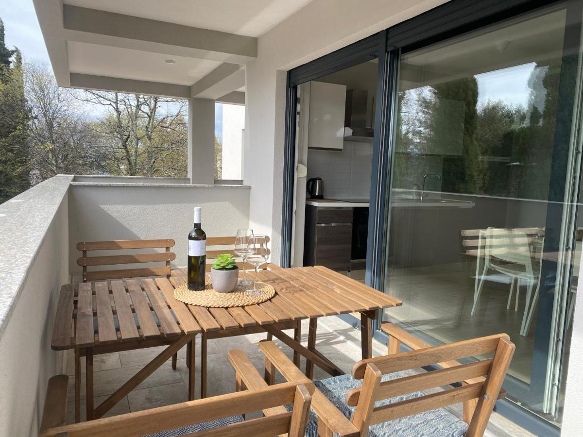 M Plus Residence Pinezići 외부 사진