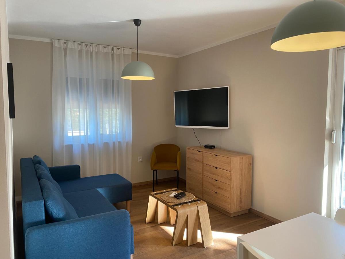 M Plus Residence Pinezići 외부 사진