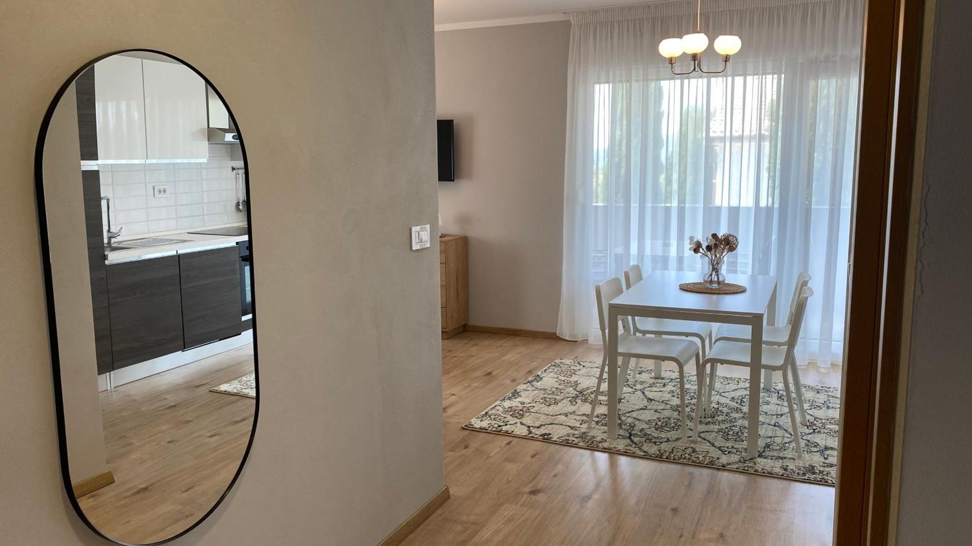 M Plus Residence Pinezići 외부 사진